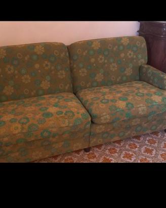 2 Divano letto con cuscini sfoderabili