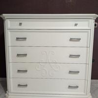 Comó bianco con decoro intagliato + specchio