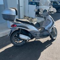 Beverly 300 grigio usato