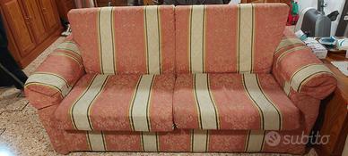 Divano due posti
