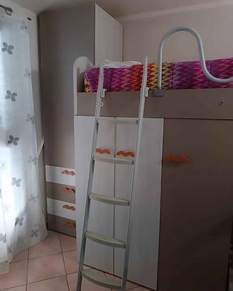 Cameretta a ponte con 2 letti