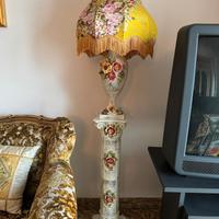 COLONNA IN PORCELLANA MOTIVO FLORALE