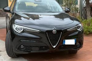 Alfa Romeo Stelvio 2.2 TD 190CV AT8 Q4 Business