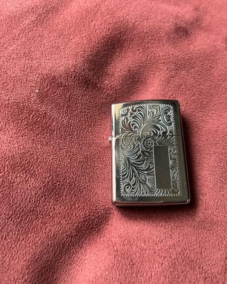 Accendino Zippo Venetian vintage