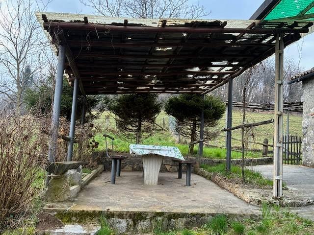 Rustico / Casale di 107 m² con 2 locali a Cene - Vista 4