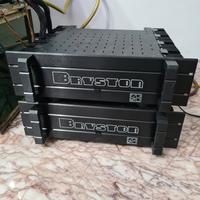 coppia finali Bryston 7B ST Pro amplificatori hifi