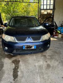 Mitsubishi outlander 2200 156 cv 4wd