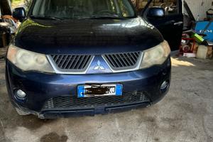 Mitsubishi outlander 2200 156 cv 4wd