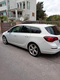 Opel astra 1.7  disel anno 2012