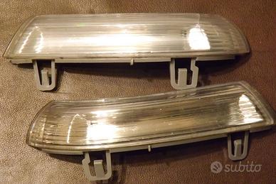 Frecce laterali specchietto Golf serie 5