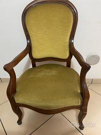 Poltrona con braccioli