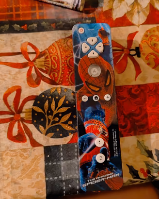 telecomando Nintendo Wii grafica spider man 