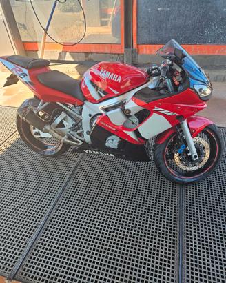 Yamaha yzf 600 deltabox II