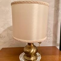 Coppia di lampade con abat-jour da comodino