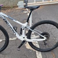 Berria Mako Full carbon 2021