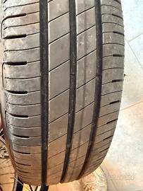 Gomme panda hybrid