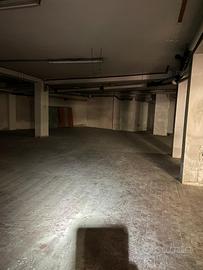 Magazzino cantina deposito seminterrato