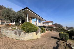 VILLA SINGOLA A STRAMBINELLO