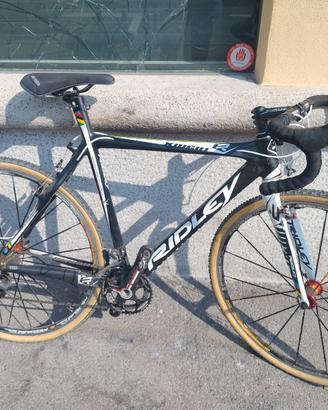 bicicletta ciclocross Ridley