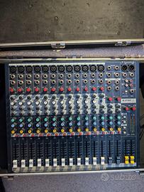 Mixer soundcraft epm12