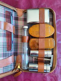 Kit toeletta da viaggio vintage 
