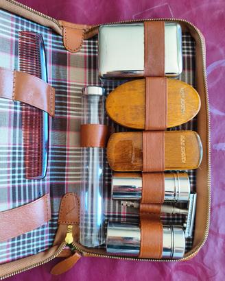 Kit toeletta da viaggio vintage 
