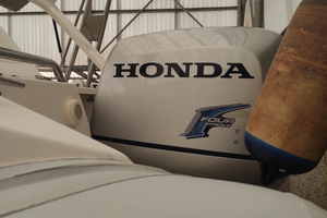 Master 730 con Honda 225cv