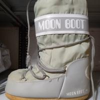 scarpe moon boot 