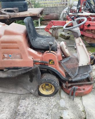 Trattorino Tagliaerba Ferrari 