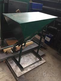 Serbatoio con coclea e tramogia per pellet-cippato