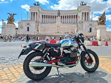 Moto Guzzi V7 - 2012 - Super accessoriata