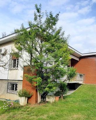 VILLA SINGOLA A OME