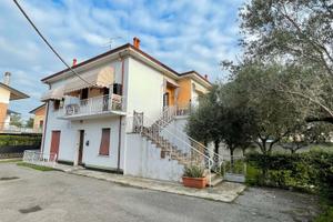 Casa con 2 appartamenti centro Portogruaro