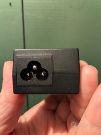 Alimentatore Ubiquiti Gigabit POE 24v 12w.