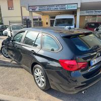 Bmw 318 318d Touring Luxury Xdrive