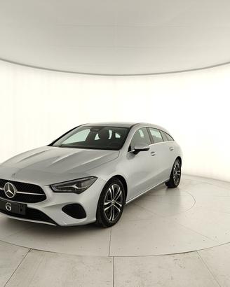 MERCEDES-BENZ CLA Shooting Brake 180 d Advanced au