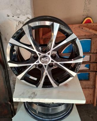 Cerchi auto OZ