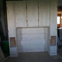 Armadio a ponte in massello di abete