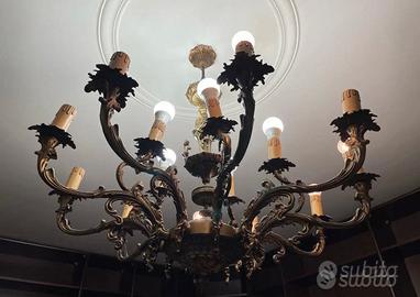 Lampadario vintage in bronzo ed ottone