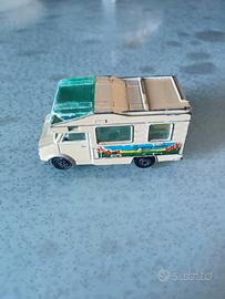 Modellino furgone caravan Majorette vintage.