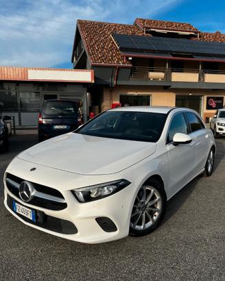 Mercedes Benz a 220d
