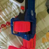 pistole giocattolo nerf 