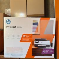 Stampante Office Jet 8012e mai usata !