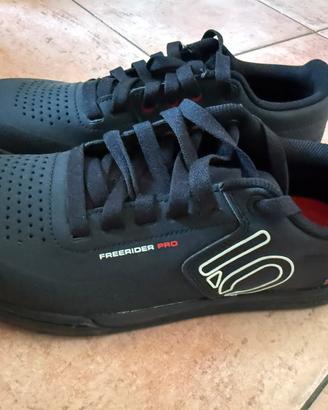 FiveTen Freerider Pro n. 44 nuove mai indossate