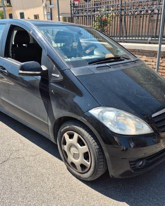 AUTO MERCEDES CLASSE A 160  NERA