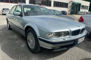 Bmw serie 7 728i 1996 e38
