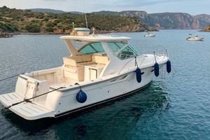 TIARA 3200 HT - 2006 - Fisherman Americano