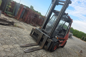 Carrello elevatore LINDE 50 quintali