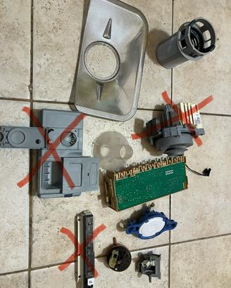 Ricambi lavastoviglie Indesit DMIF 14B1