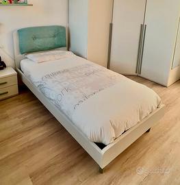 Letto maxi con cuscino DueG e materasso